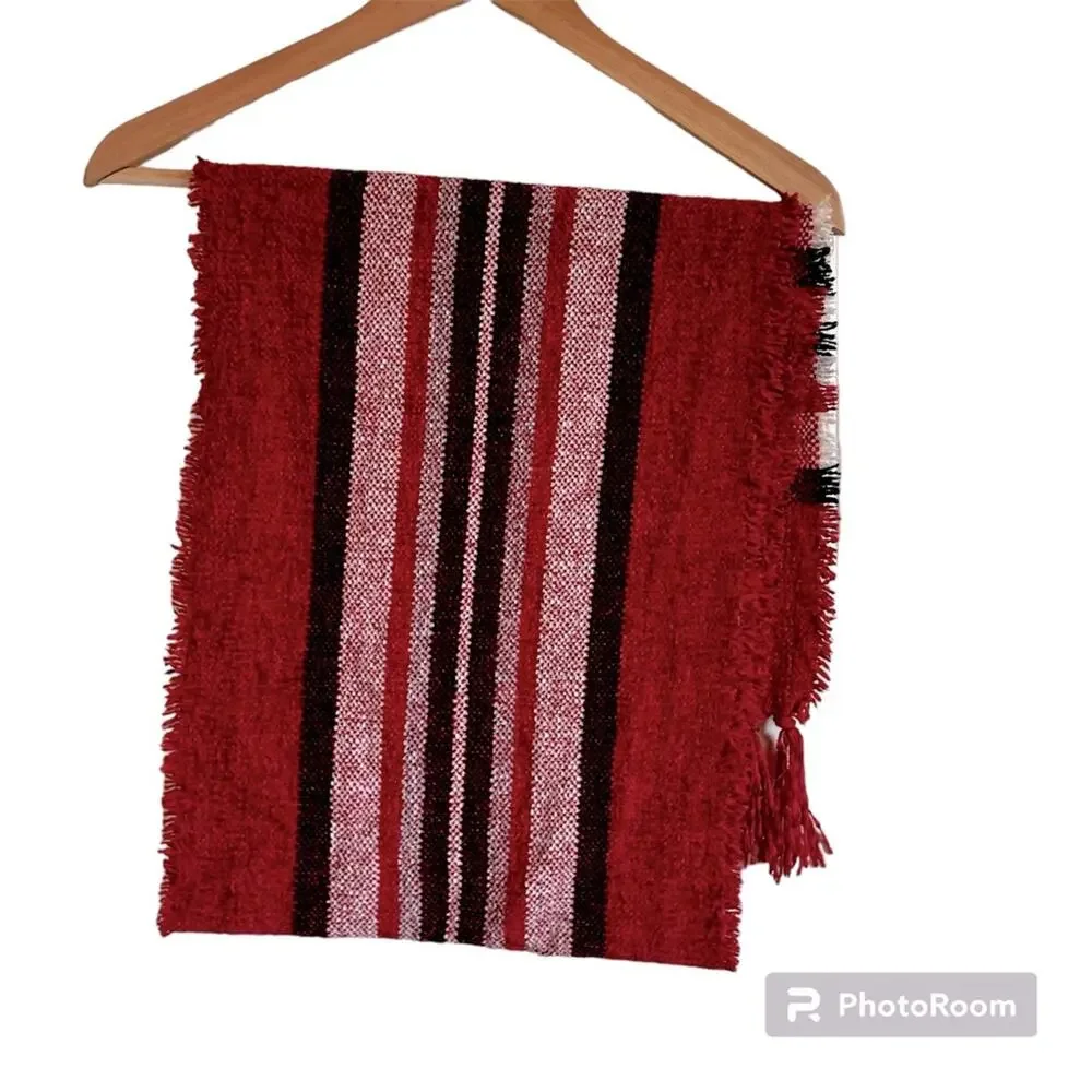 Charter‎ Club women’s scarf NWT red
